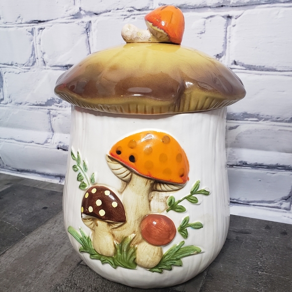 Vintage 70s Merry Mushroom 12" Canister